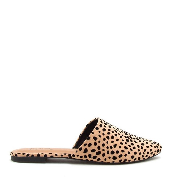 ❤️HP! Leopard Print Mule Flats - Picture 4 of 7